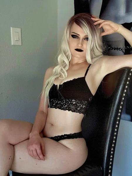 Mistress Zelda