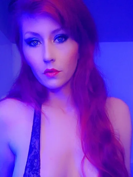 Julie Fox