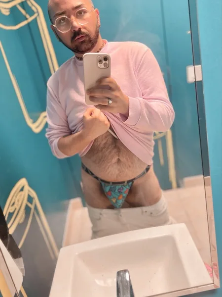 TheHotFriend