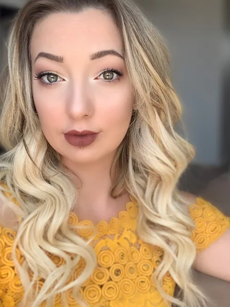 Kelly Snow