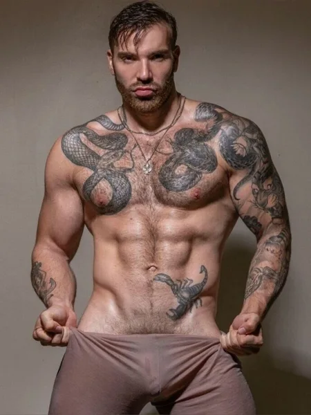 Max Hilton