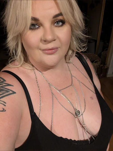 Miss Lexi Black