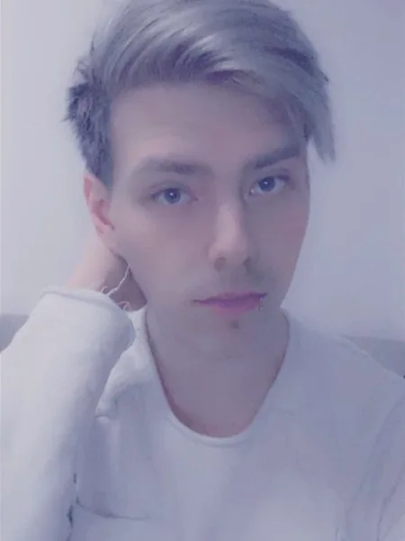 Nik