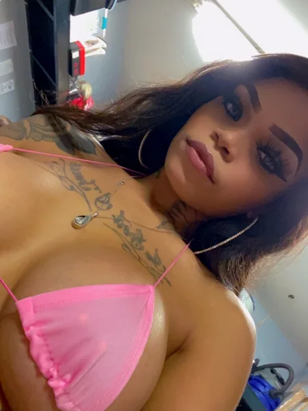 Slimm Domme 🦋