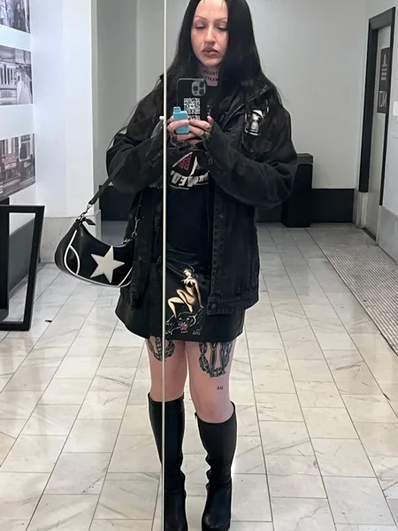 Zara Moon