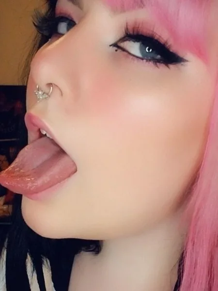 ThiccGhostGirl