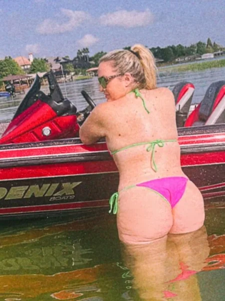 ThickBooty_Nurse