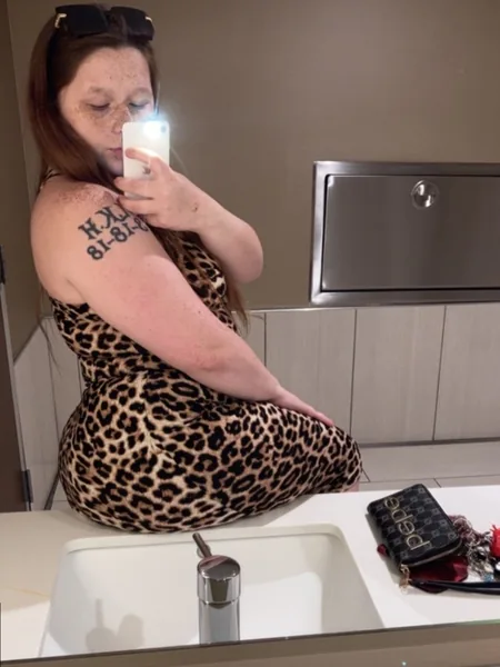 SheThicc 🍑💦😈