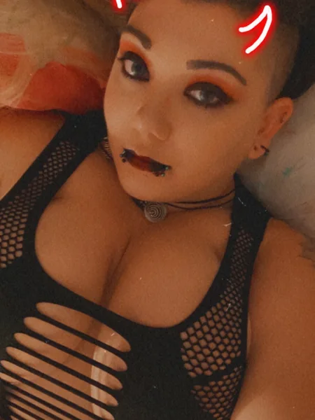 Thicmamma90