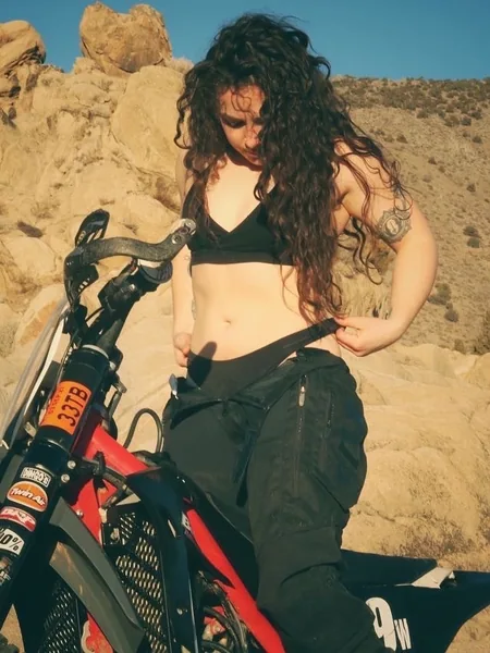 throttle.hottie