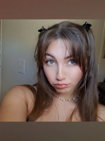 Tina♡ avatar