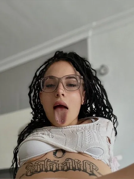T O K Y O 👧🏻💦