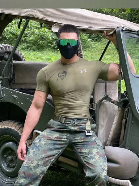 T guy