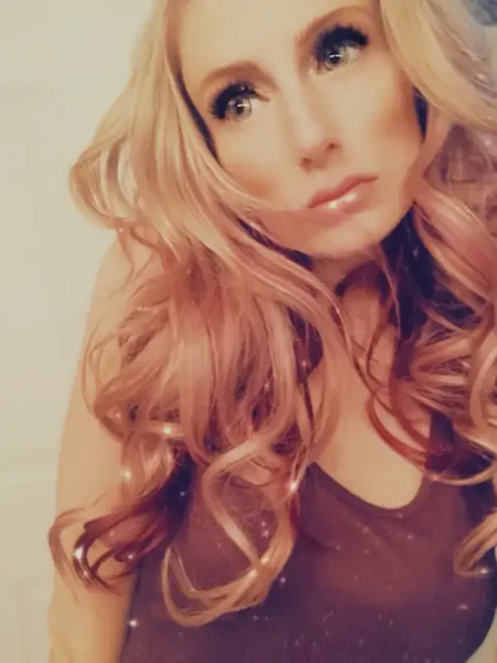 mascara