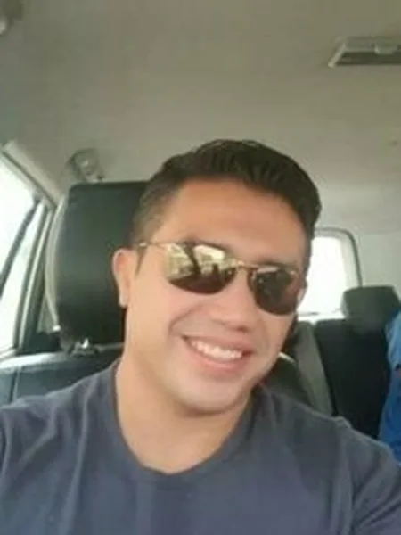 Dr.Yaris Lopez Zambrano