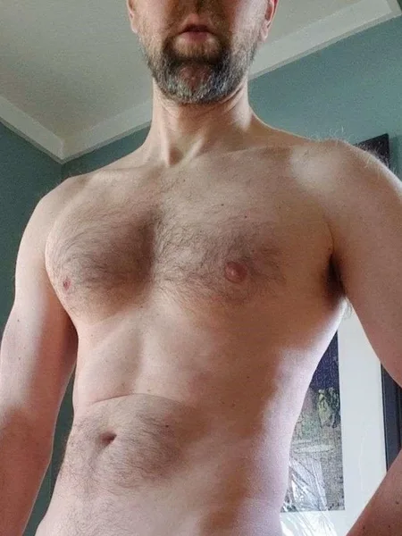 TravBigCock