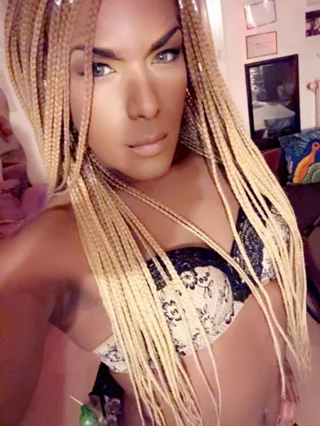 Ashley DA CRUZ BANKS