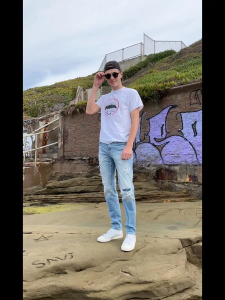 Troye Dean