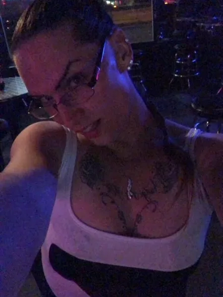 NikkieDickie