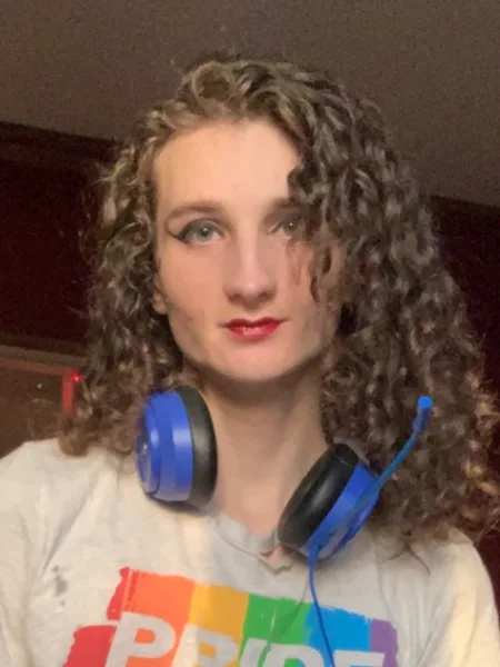 Curly the Femme 💃🥰😇