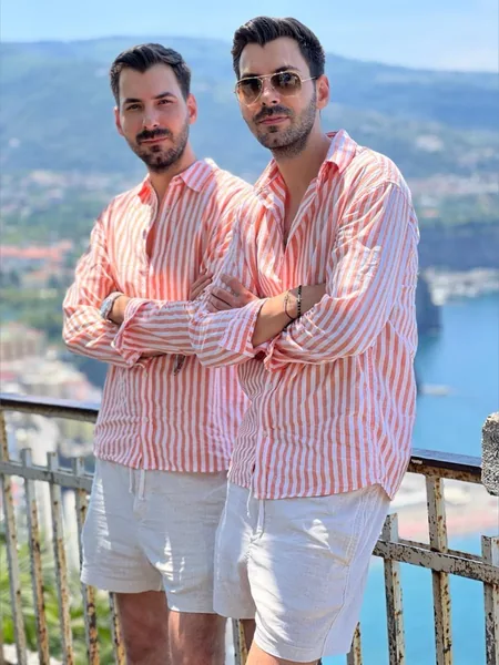 Twins-Bros