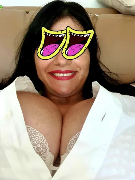 Busty_girl.jeni