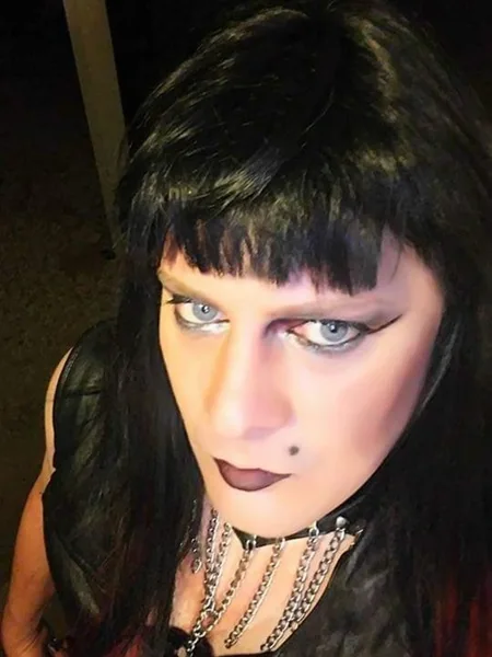 Sisinatrix