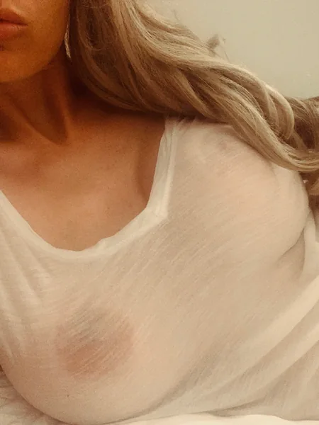 Heidi Kate. All Natural Beauty