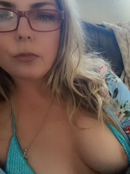 Blue eyed BJ