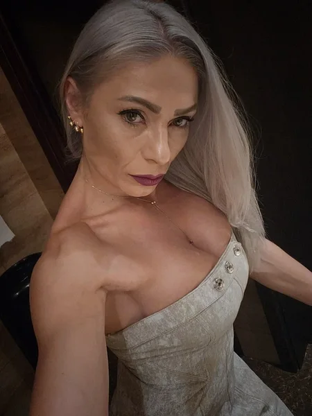 Women Cat Kim