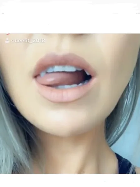 Hot M I L F