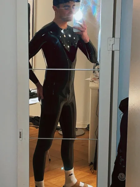 Latex Caesar
