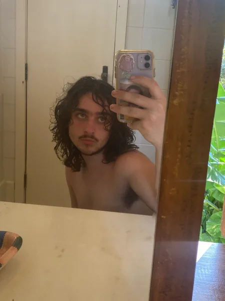 uncut enby 🌞💋