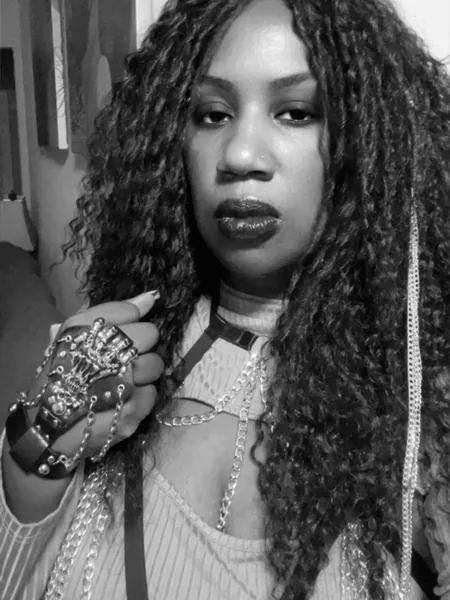 Mistress Dee