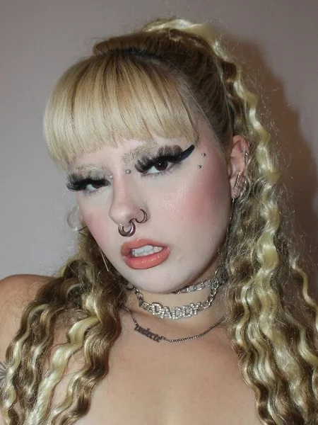 valerie ♡