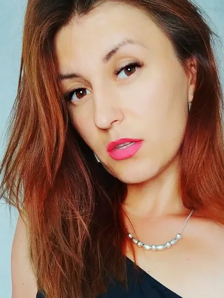 Veronika_