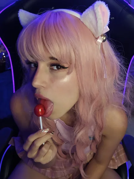Vicky Sins