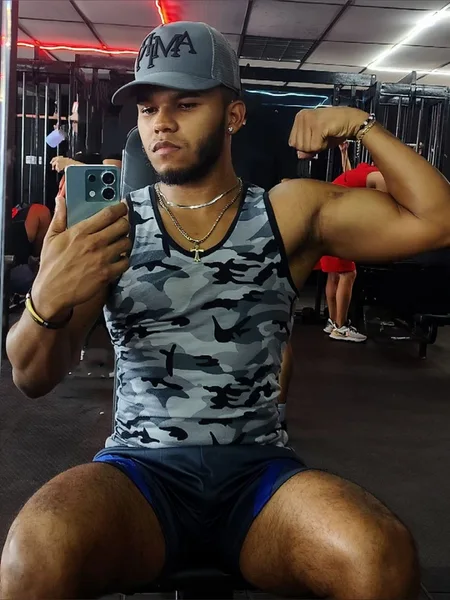 VICTOR 🔱