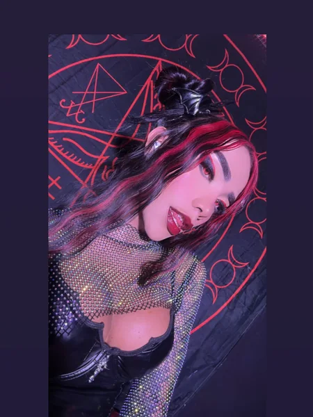 Victoria vampire