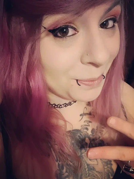 Violet_Morningstar