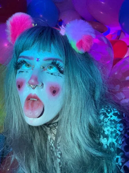 ✰ 𝓥𝓲𝓸𝓵𝓮𝓽 𝓵𝓸𝓿𝓲𝓷𝓰𝓼 ✰