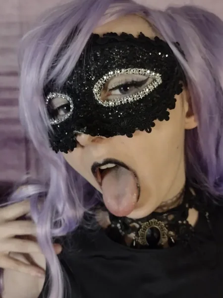 Violet Rose avatar