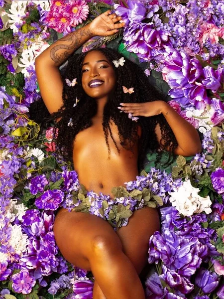 Violet Symone 💜