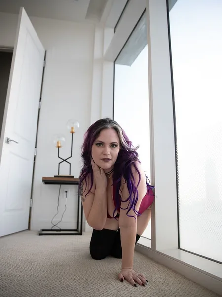 Violet Vixxxen