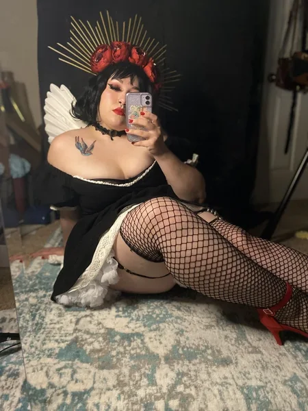 Vivienne Page avatar