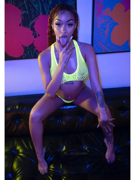 Vixen beauty 🧚🏼‍♀️👾