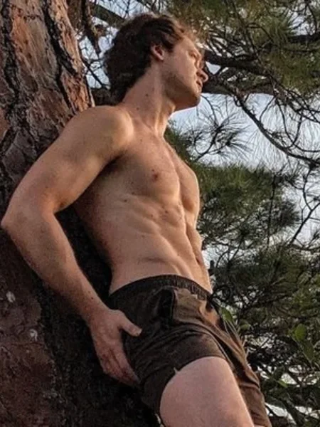 Warren Kener