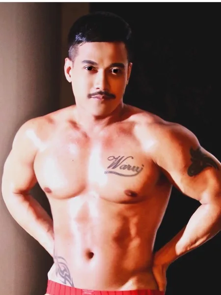 Waruj Thai model