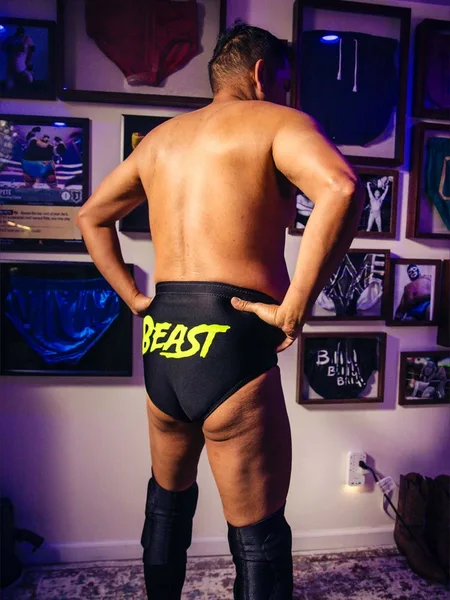 Briefs Budd