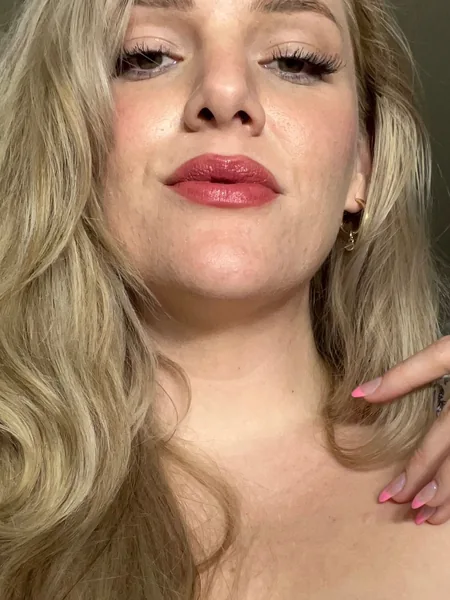 Chelsea Adams